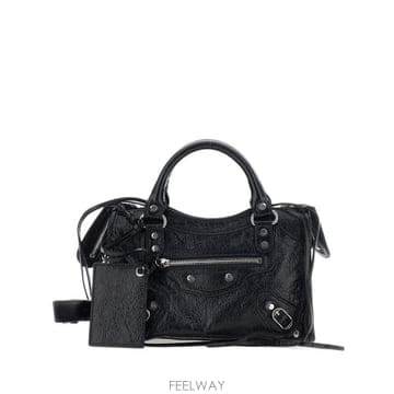 Balenciaga 26FW �߷��þư� �� ��Ƽ �� 865763 2ACLR1000 BLACK26FW �߷��þư� �� ��Ƽ �� 865763 2ACLR1000 BLACK