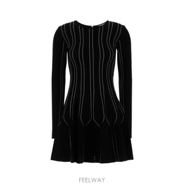Elisabetta Franchi 26FW �����ں�Ÿ����ġ ���ǽ� AM39Q67E2 685 NEROBURRO26FW �����ں�Ÿ����ġ ���ǽ� AM39Q67E2 685 NEROBURRO