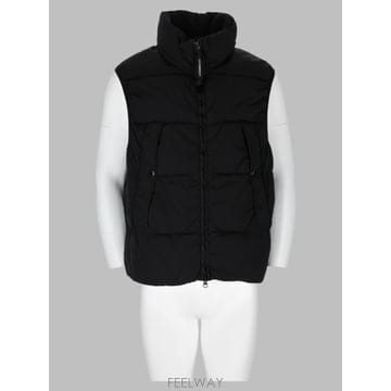CP company 26FW ���� ���۴� ����Ʈ 21CMVE010A 005904G999 BLACK26FW ���� ���۴� ����Ʈ 21CMVE010A 005904G999 BLACK