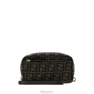 FENDI [X45]��� 8N0216B16F F1PR4 ���� ��Ʈ�� ���۹� ũ�ν��� Embroidered jacquar[X45]��� 8N0216B16F F1PR4 ���� ��Ʈ�� ���۹� ũ�ν���