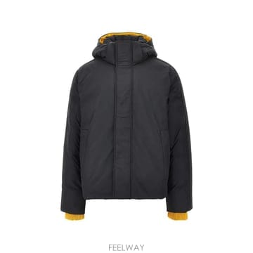 Armani 26 FW �̿��̼��� �ΰ� ������ �ĵ� �е� ��Ŷ 7M002390AF15951UC001 TP46052735126 FW �̿��̼��� �ΰ� ������ �ĵ� �е� ��Ŷ 7M002390AF