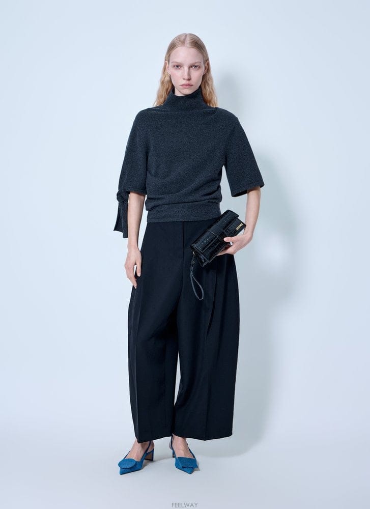 Jacquemus 26 F/W ��ũ���� �� PANTALON ���ֹ̾� �� ���̵巹�� ���� B011253140126 F/W ��ũ���� �� PANTALON ���ֹ̾� �� ���̵巹�� ��
