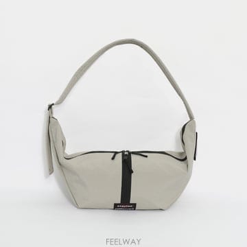 피어오브갓 26FW 피오브갓 에센셜 X 이스트팩 공용 쉘 백 EK0A5BPFJ0F