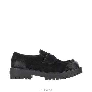 26 F/W 프라다 스웨이드 레더 로퍼 WITH 로고 2DE151FG B0132360495