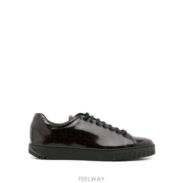 Ferragamo ���Ϲ�� ��󰡸� �ο�ž ����Ŀ����Ϲ�� ��󰡸� �ο�ž ����Ŀ��