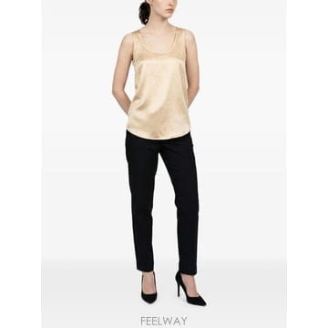 Brunello Cucinelli ���Ϲ�� ���ڷ� ��ġ�ڸ� ��ƾ ���� �� ž���Ϲ�� ���ڷ� ��ġ�ڸ� ��ƾ ���� �� ž
