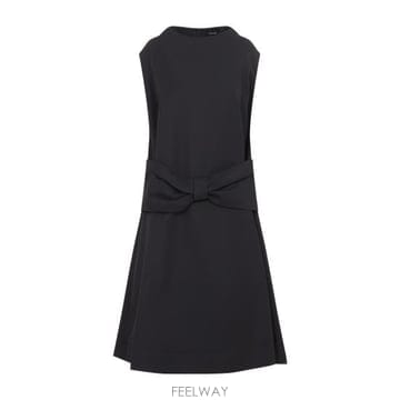 Simone Rocha 26FW �ø�λ� �̵� ���ǽ� 7475 1334 BLACK26FW �ø�λ� �̵� ���ǽ� 7475 1334 BLACK