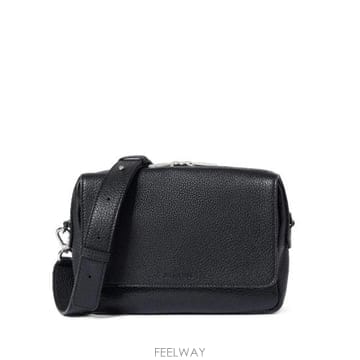 Jacquemus 26FW ��ũ���� ũ�ν��� BAM00434 AC03C14 990 BLACK26FW ��ũ���� ũ�ν��� BAM00434 AC03C14 990 BLACK