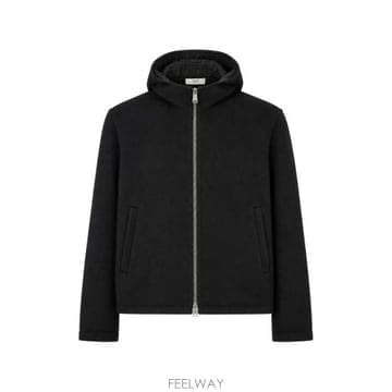 FENDI 26FW ��� ��Ʈ���� B1HE FW1464 F0QA1 BLACK26FW ��� ��Ʈ���� B1HE FW1464 F0QA1 BLACK