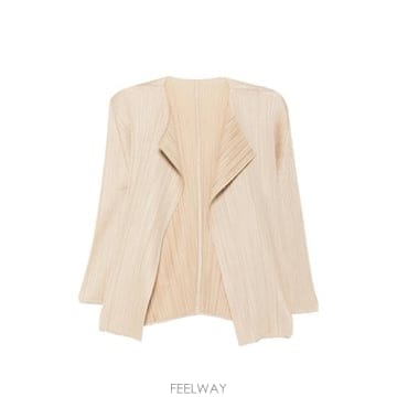 Issey Miyake 26FW �ø����ø��� ����콺 PP68JO142 43 NEUTRALS26FW �ø����ø��� ����콺 PP68JO142 43 NEUTRALS