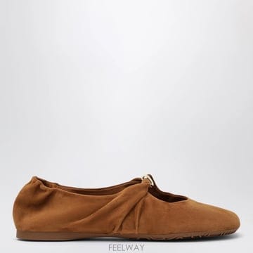 26 F/W 로에베 PEBBLE 소프트 스웨이드 GOATSKIN 발레 B0052528287