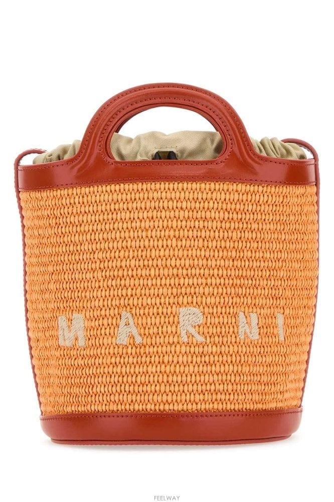 Marni ������ �� SCMP0056Q1P3860 ZO709 B0441048502������ �� SCMP0056Q1P3860 ZO709 B0441048502