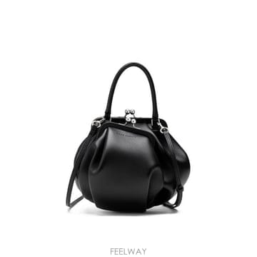 Marc Jacobs 26FW ��ũ�����߽� ũ�ν��� 2F6HSC014H01 001 black NERO26FW ��ũ�����߽� ũ�ν��� 2F6HSC014H01 001 black NERO