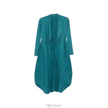 Issey Miyake 26FW �ø����ø��� ��Ʈ PP68JA143 64 PETROL BLUE26FW �ø����ø��� ��Ʈ PP68JA143 64 PETROL BLUE