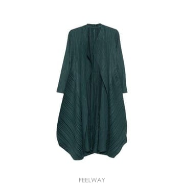 Issey Miyake 26FW �ø����ø��� ��Ʈ PP68JA143 69 DARK GREEN26FW �ø����ø��� ��Ʈ PP68JA143 69 DARK GREEN