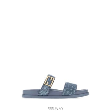 FENDI 26FW ��� �� ������ 8X8710AY2E F1WQK Light Blue26FW ��� �� ������ 8X8710AY2E F1WQK Light Blue