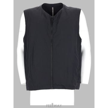26 F/W 아크테릭스 GILETS X000010794_BLACK B0042507585