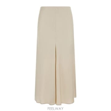 Brunello Cucinelli 26FW ���ڷ� ��ġ�ڸ� ��ĿƮ M0H38G4073C9815 White26FW ���ڷ� ��ġ�ڸ� ��ĿƮ M0H38G4073C9815 White