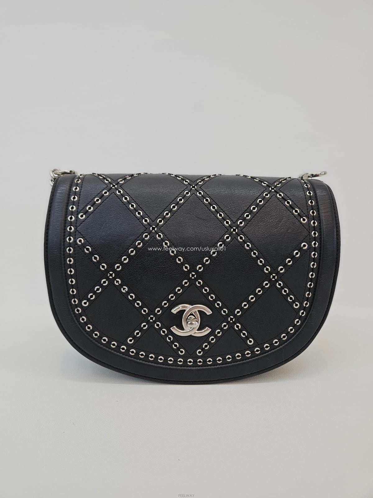 CHANEL [�߰���ǰ ������ �����] ���� ũ���� ���Ϸ� ���͵� ���� �÷� �̴� ũ�ν��� 25���� A69993[�߰���ǰ ������ �����] ���� ũ���� ���Ϸ� ���͵� ��
