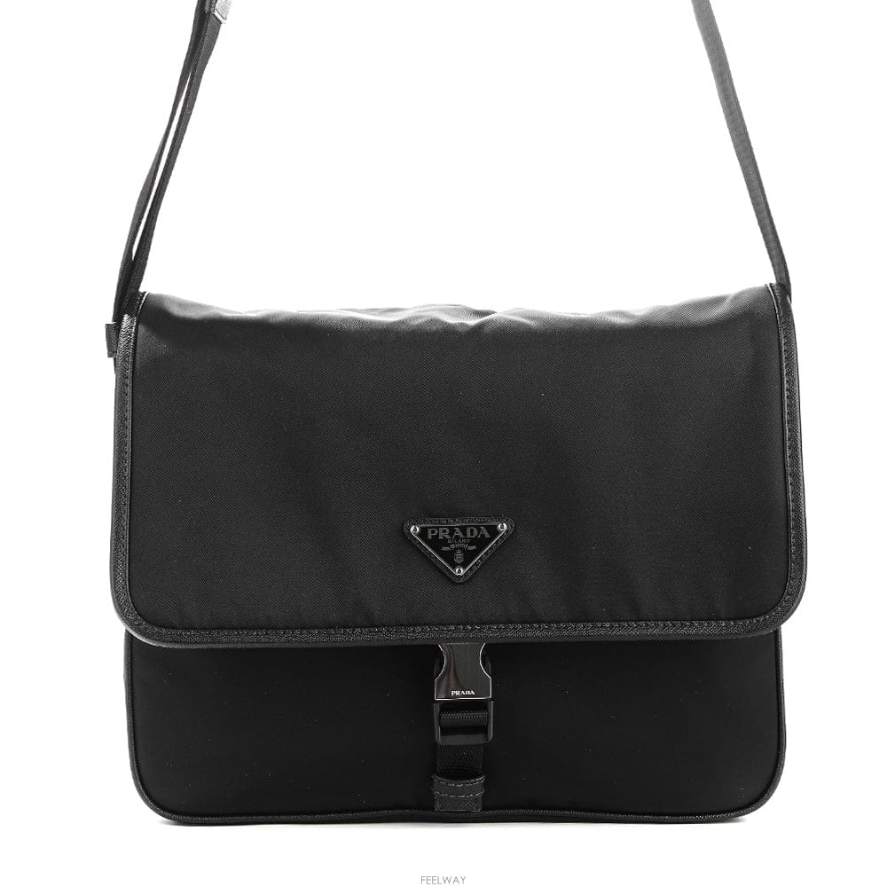 PRADA (2VD087 2DMH F0002) ���� ũ�ν��� 26FW(2VD087 2DMH F0002) ���� ũ�ν��� 26FW