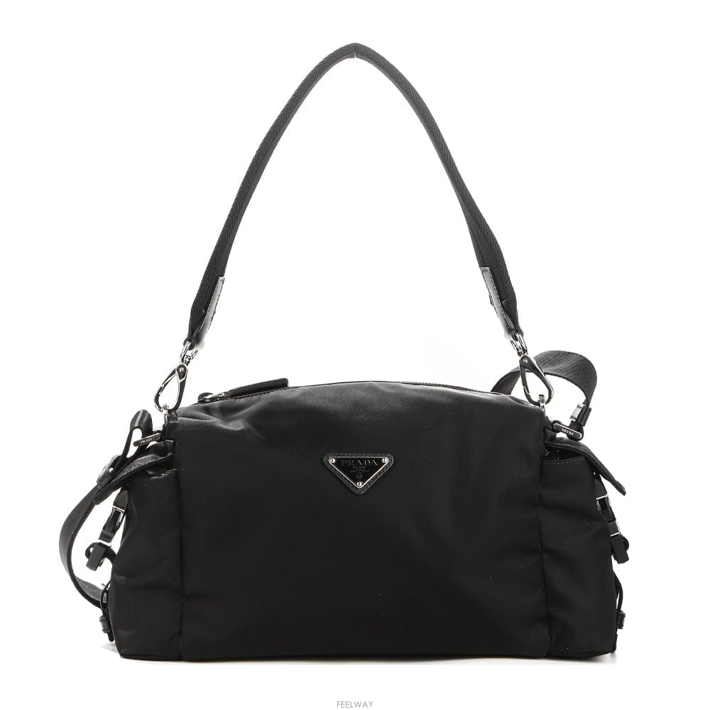 PRADA (2VH206 2DW3 F0002) ���� ũ�ν��� 26FW(2VH206 2DW3 F0002) ���� ũ�ν��� 26FW