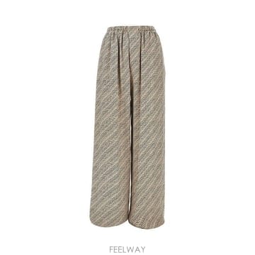 26 F/W 발렌시아가 실크 팬츠 WITH 모노그램 프린트 A002A B0132359038