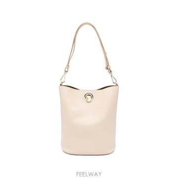 | Other Brand | 26 FW Coccinelle ���� ��� �� E1TOA230101 TP45634878026 FW Coccinelle ���� ��� �� E1TOA230101 TP456348780