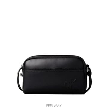 Calvin Klein 26 FW Ķ��Ŭ���� �������� �ΰ� ũ�ν� �� LV04D3247GUB1 TP45634871026 FW Ķ��Ŭ���� �������� �ΰ� ũ�ν� �� LV04D3247GUB1