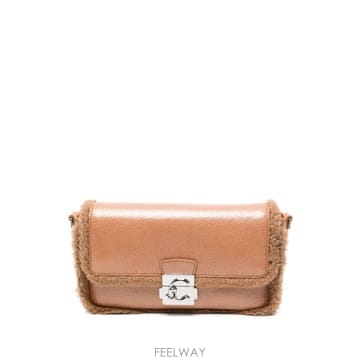 | Other Brand | 26 FW Coccinelle C�� �� �þ Ʈ���� Ŭ��ġ E1V5T120201 TP46063396926 FW Coccinelle C�� �� �þ Ʈ���� Ŭ��ġ E1V5T1202