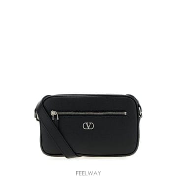 Valentino 26FW �߷�Ƽ�� ����ٴ� ũ�ν��� 9Y2P0AW7UAG 0NO NERO26FW �߷�Ƽ�� ����ٴ� ũ�ν��� 9Y2P0AW7UAG 0NO NERO