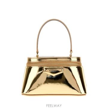 Givenchy 26FW ����� ��Ƽ���� ���Ƽ �� BB60QMB2AS 715 Gold26FW ����� ��Ƽ���� ���Ƽ �� BB60QMB2AS 715 Gold