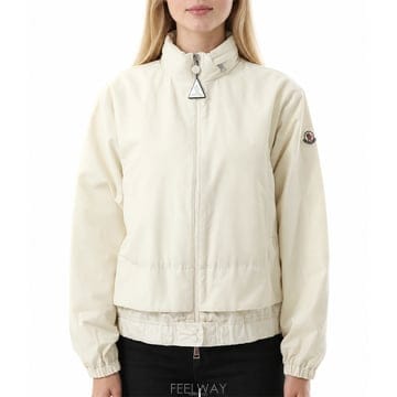 Moncler ��Ŭ���� Janze ���� �ٿ� �е� 1A00009 5986I 051��Ŭ���� Janze ���� �ٿ� �е� 1A00009 5986I 051