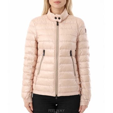 Moncler ��Ŭ���� Walibi ���� �ٿ� �е� 1A00021 539YL 51K��Ŭ���� Walibi ���� �ٿ� �е� 1A00021 539YL 51K