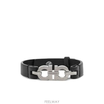Ferragamo 26 FW ��󰡸� ���� ��ġ�� �극�̽��� 785723 TP46071886426 FW ��󰡸� ���� ��ġ�� �극�̽��� 785723 TP4607188