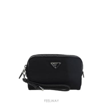 PRADA �δ��� PRADA �ﰢ�ΰ� ���Ϸ� ��Ʈ�� �Ŀ�ġ�δ��� PRADA �ﰢ�ΰ� ���Ϸ� ��Ʈ�� �Ŀ�ġ