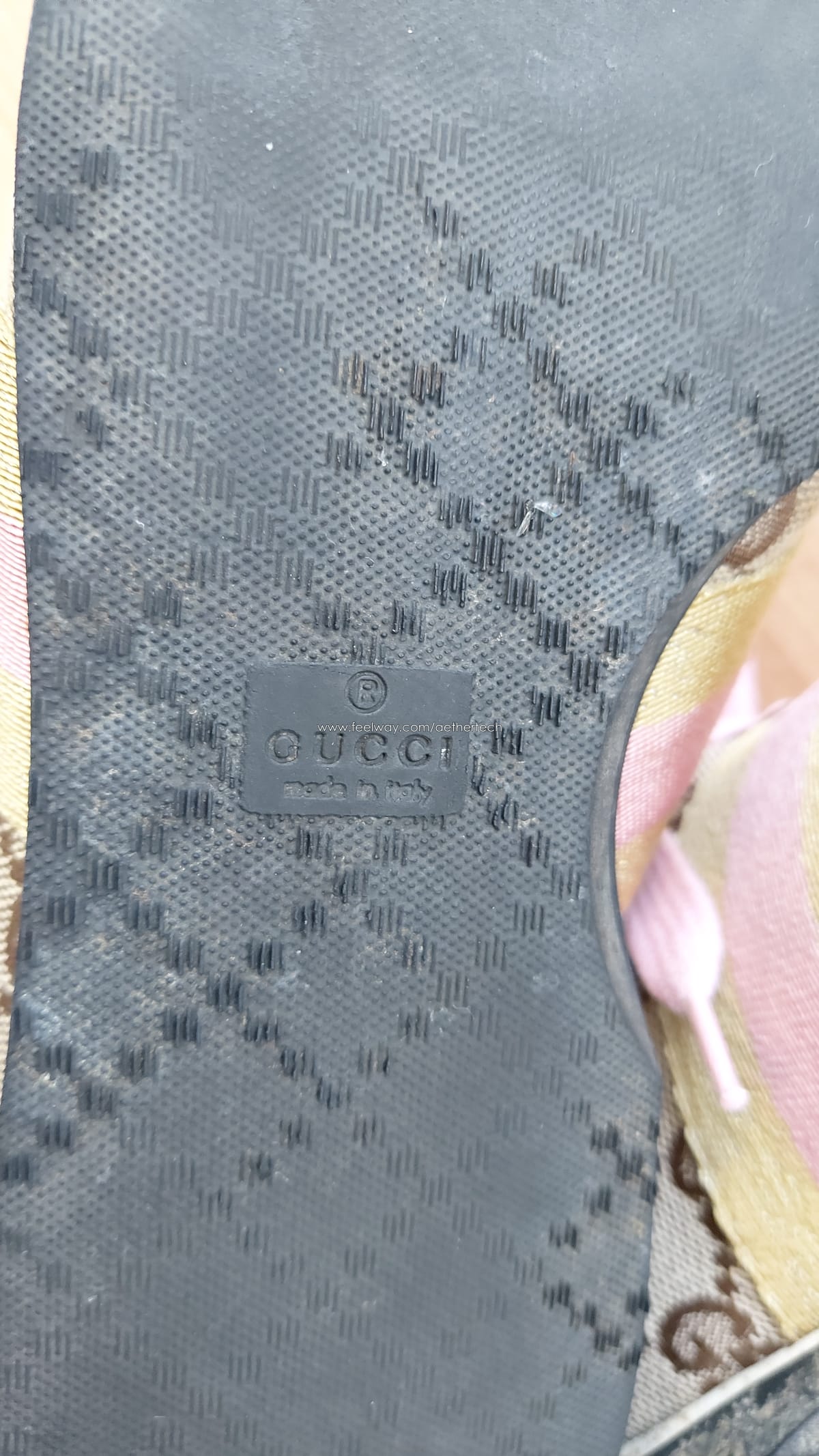 ��ǰ����, ��ǰ��ǰ | ����|GUCCI, ���� ����Ŀ�� ���� �帳�ϴ�.