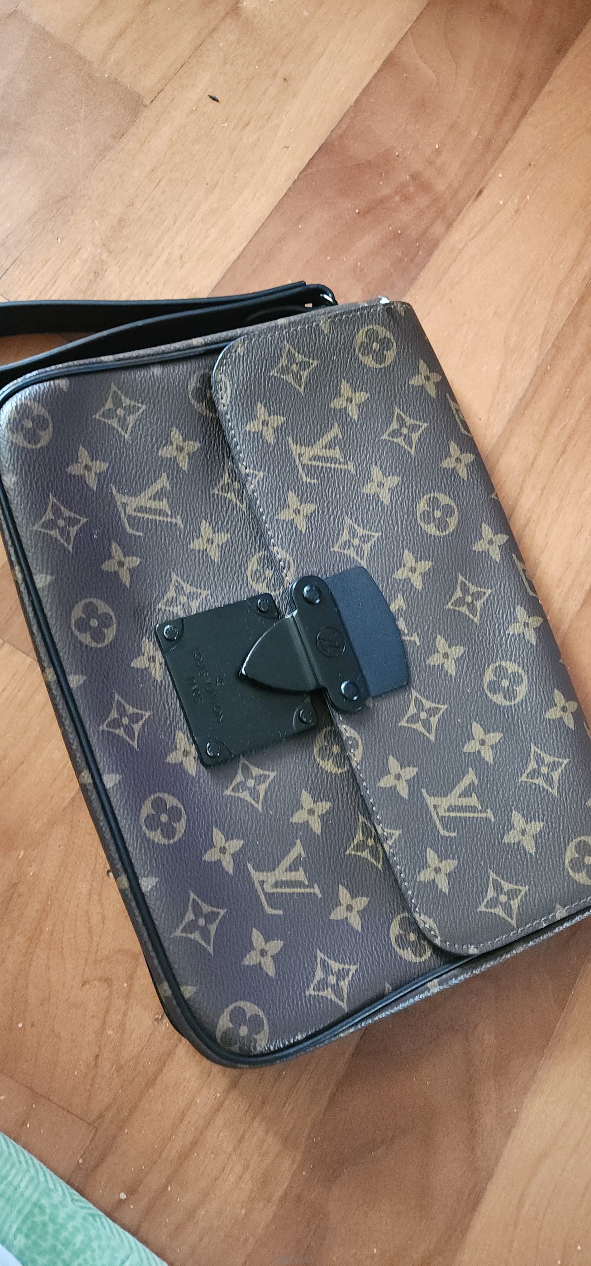 ��ǰ����, ��ǰ��ǰ | ���̺���|Louis Vuitton, ���̺��� Ŭ��ġ�� 