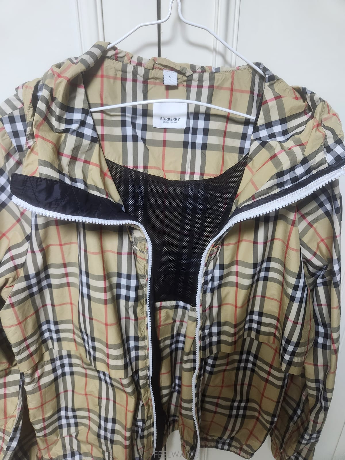 ��ǰ����, ��ǰ��ǰ | ������|Burberry, ������ ���� �帳�ϴ�.