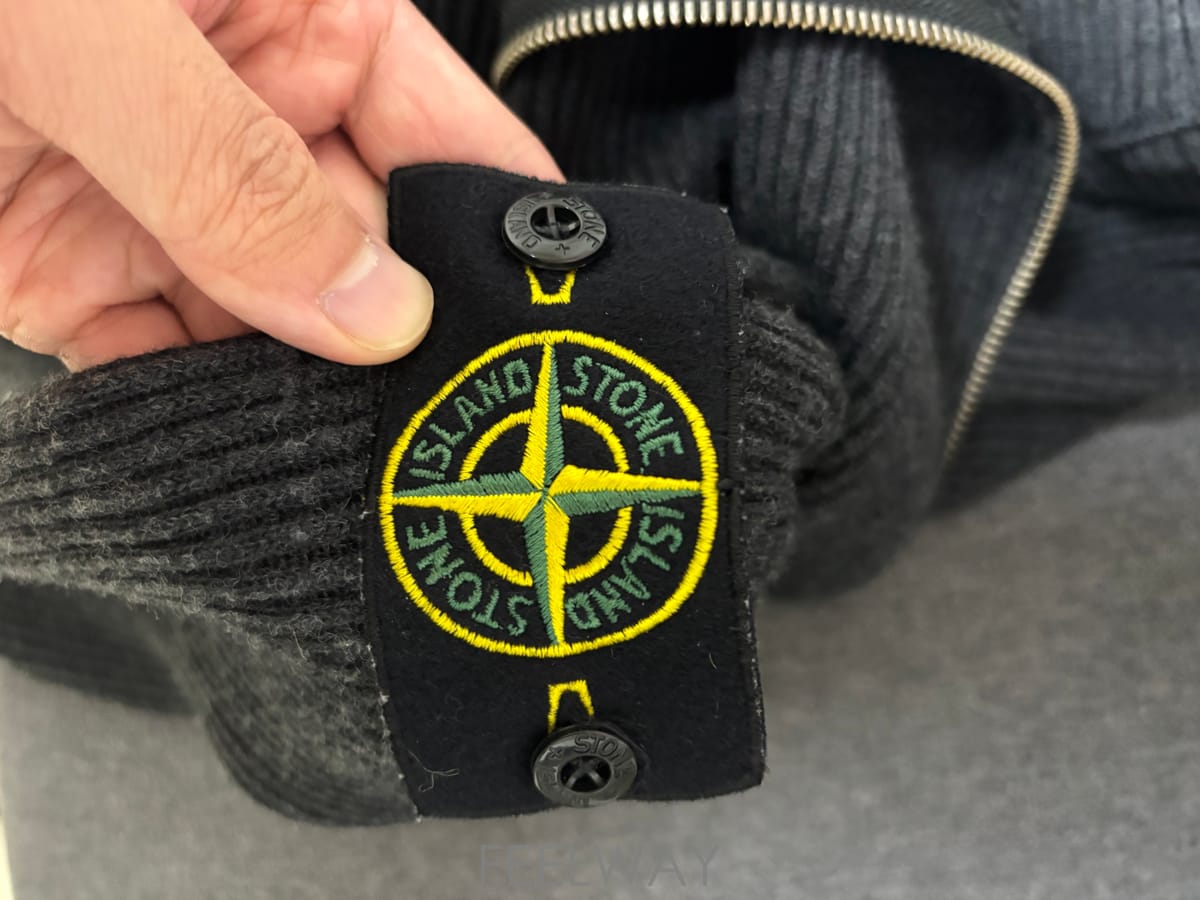��ǰ����, ��ǰ��ǰ | ���� ���Ϸ���|Stone Island, ������Ϸ��� ��ǰ���� ���ǵ帳�ϴ�.