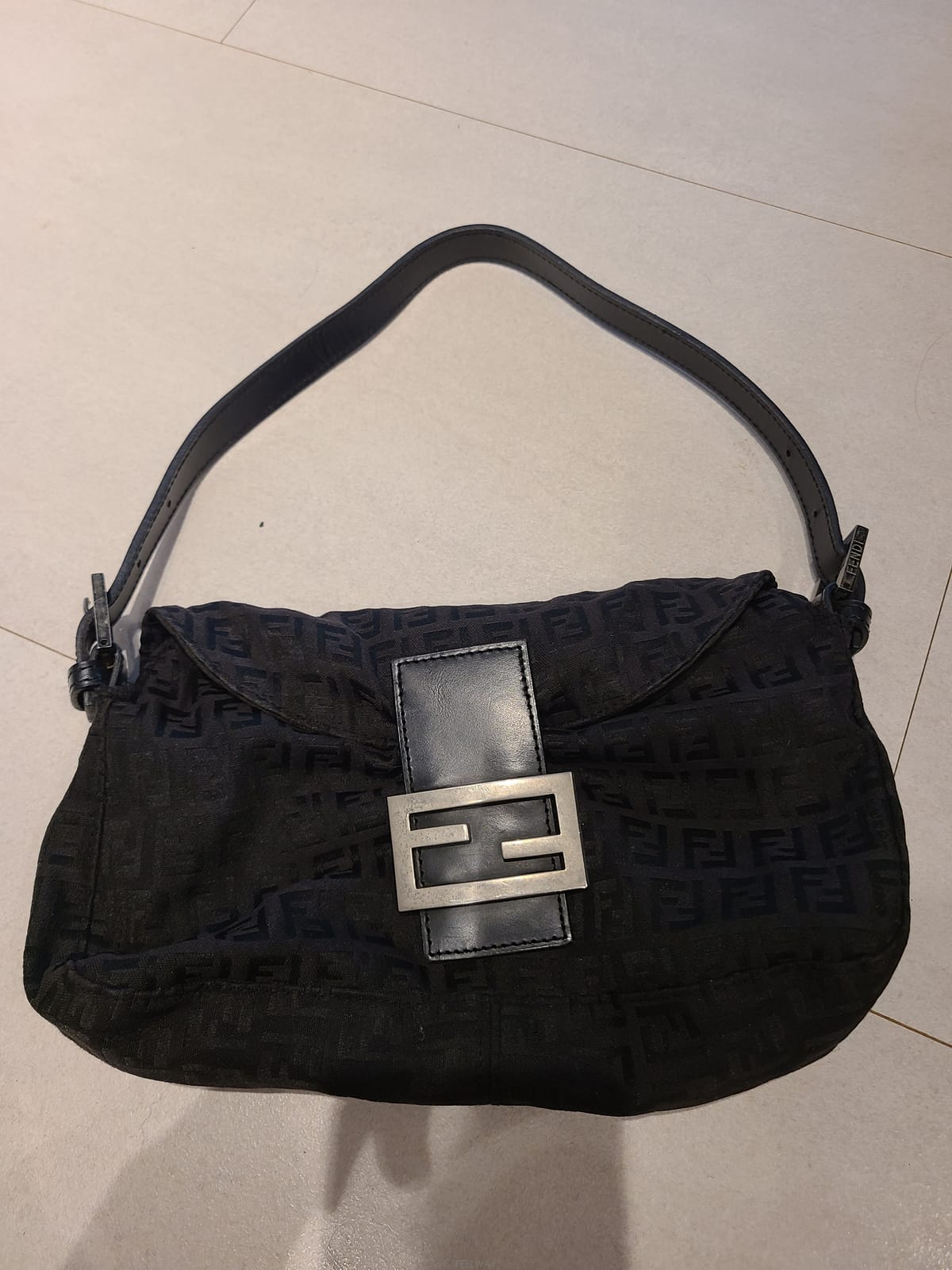 ��ǰ����, ��ǰ��ǰ | ���|FENDI, ��� ���� ��ǰ���� ��Ź�帳�ϴ�