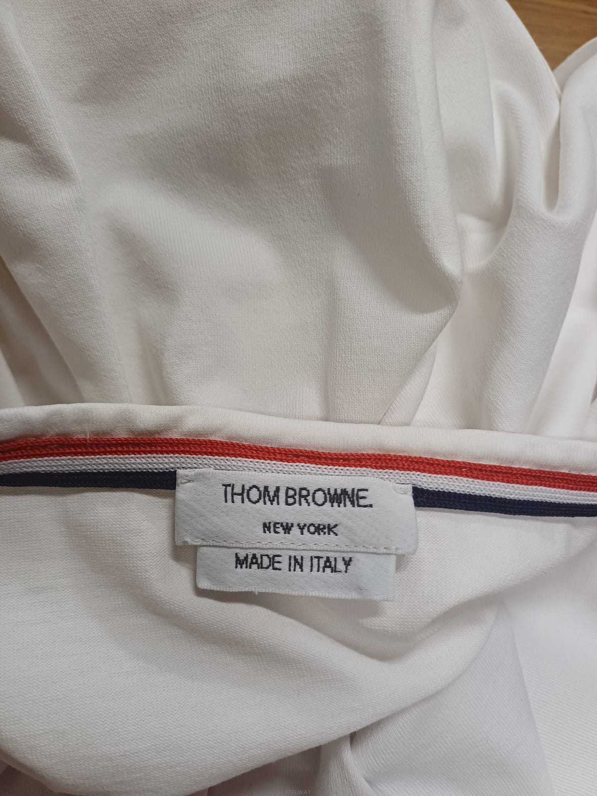��ǰ����, ��ǰ��ǰ | �����|Thom Browne, ����ǰ ���ǵ帳�ϴ� 