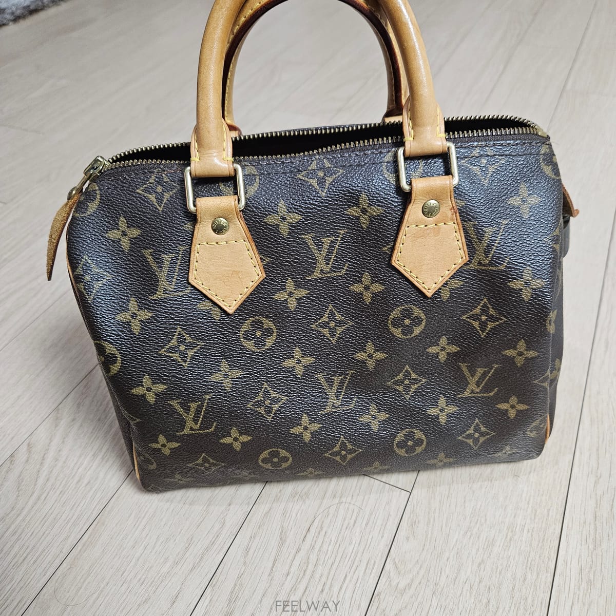 ��ǰ����, ��ǰ��ǰ | ���̺���|Louis Vuitton, ���̺��� ���ǵ帳�ϴ� 
