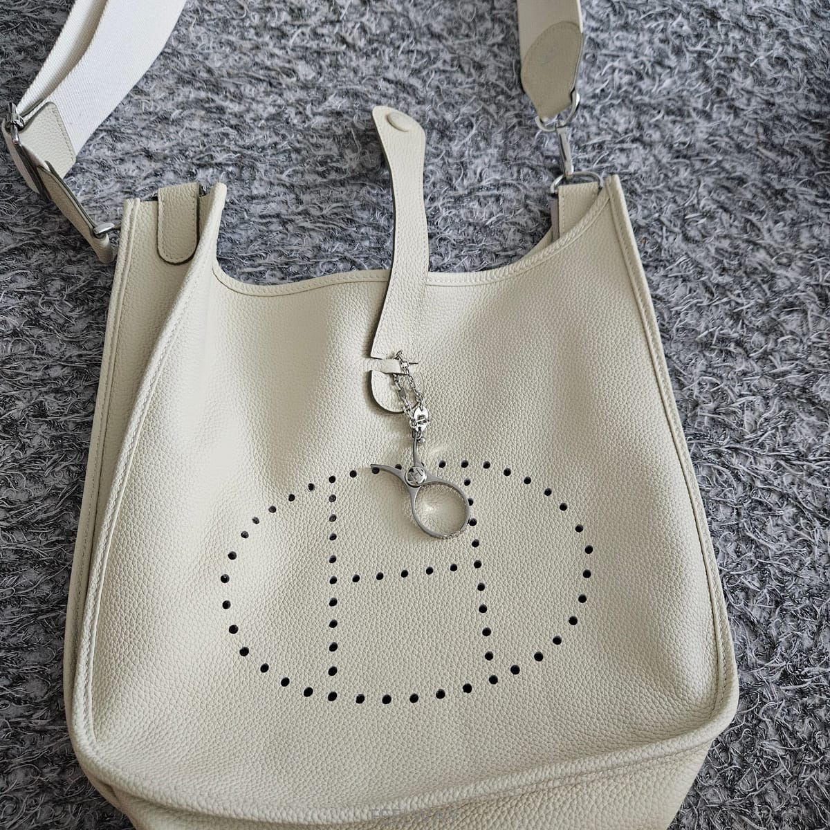 ��ǰ����, ��ǰ��ǰ | �����޽�|HERMES, �����޽� ���� ���ǵ帳�ϴ� 