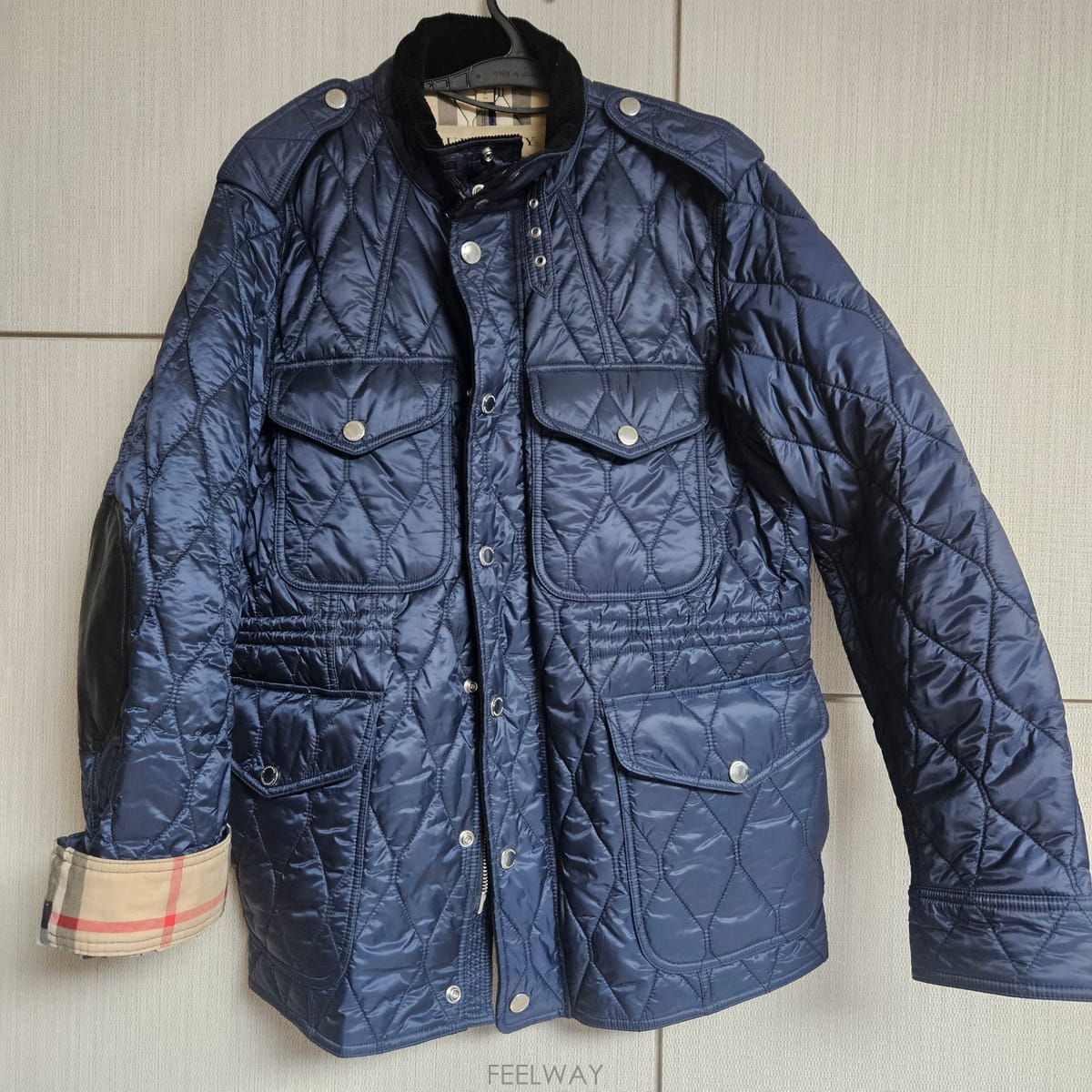 ��ǰ����, ��ǰ��ǰ | ������|Burberry, ������ �Ƿ� Ȯ���� ��Ź�帳�ϴ� 