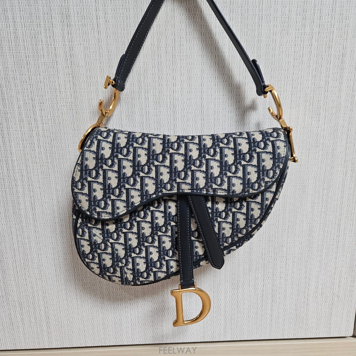 ��ǰ����, ��ǰ��ǰ | ���|DIOR, ��� ���� ���ǵ帳�ϴ� 