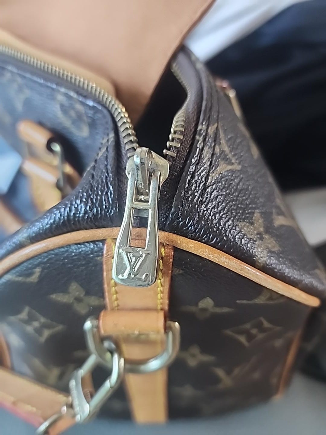 ��ǰ����, ��ǰ��ǰ | ���̺���|Louis Vuitton, 09�⵵ �ݵ� ��ǰ���� �˷��ּ���
