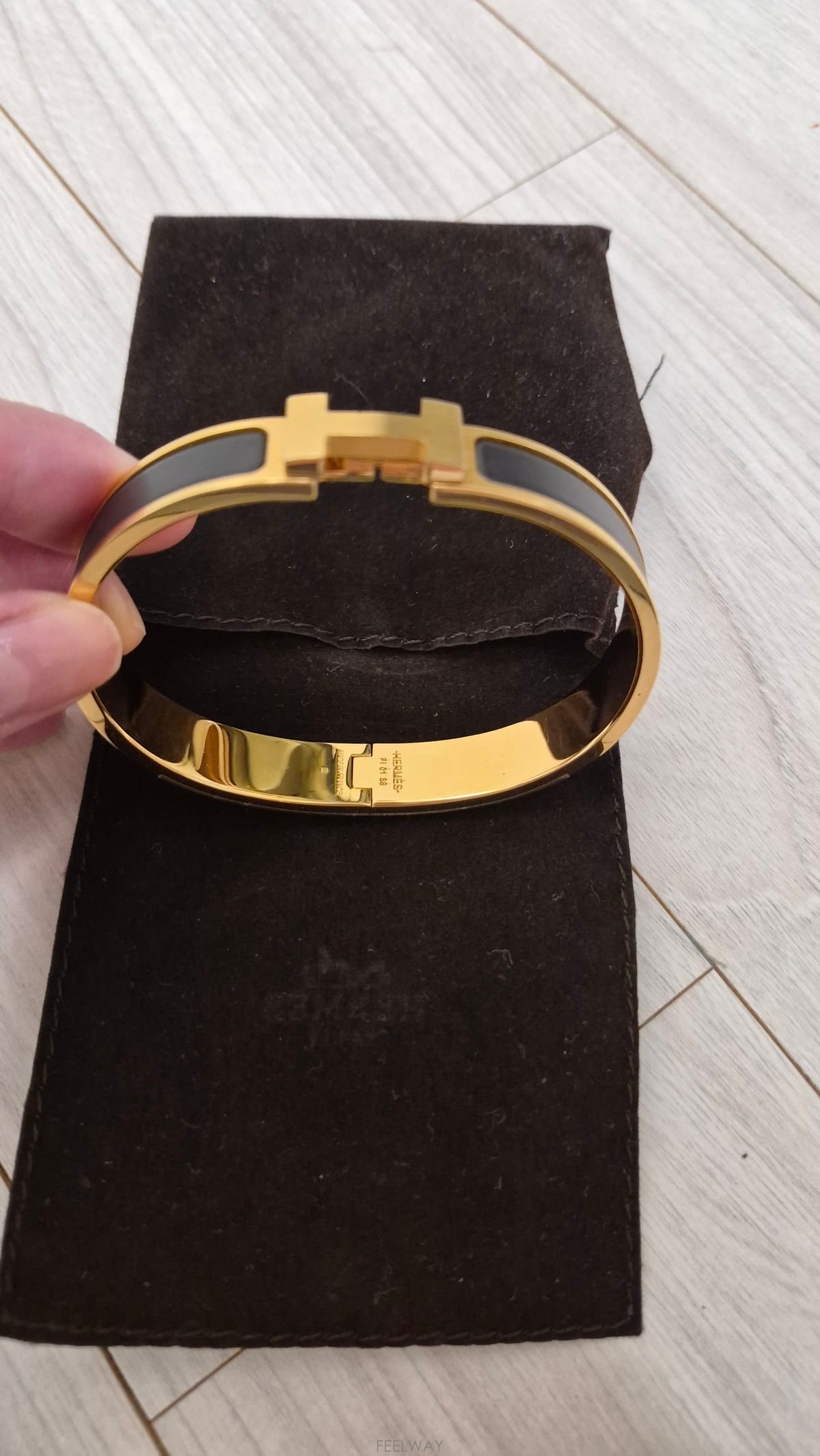 ��ǰ����, ��ǰ��ǰ | �����޽�|HERMES, ���� ��Ź�帳�ϴ�.