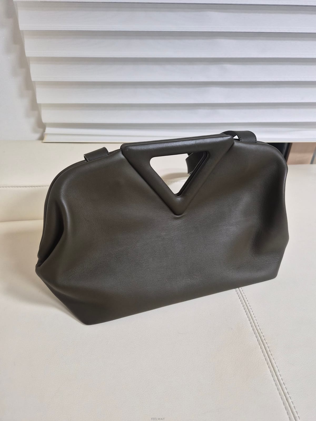 ��ǰ����, ��ǰ��ǰ | ���װ� ����Ÿ|Bottega Veneta, ����ǰ ���ǵ帳�ϴ� 