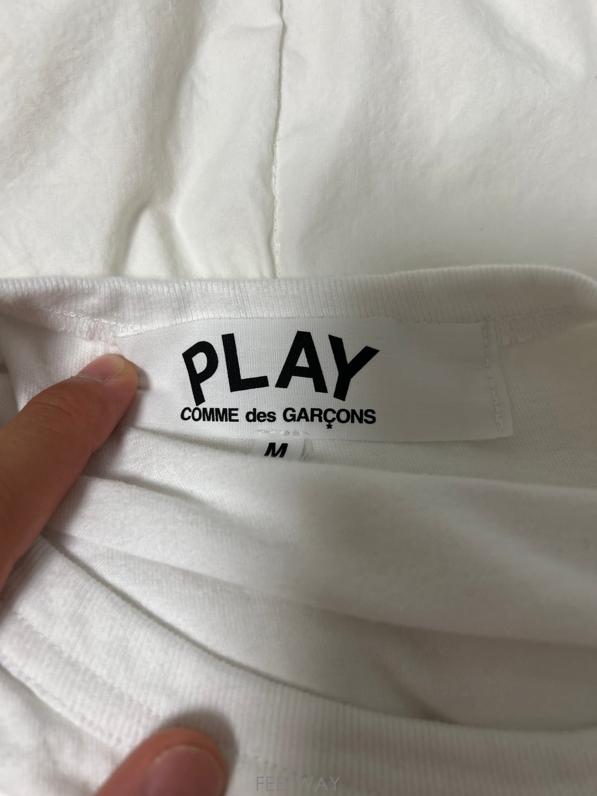 ��ǰ����, ��ǰ��ǰ | �ĵ�������|Comme des Garcons, �ĵ� ���� ��¬ ���� ��Ź�帳�ϴ�