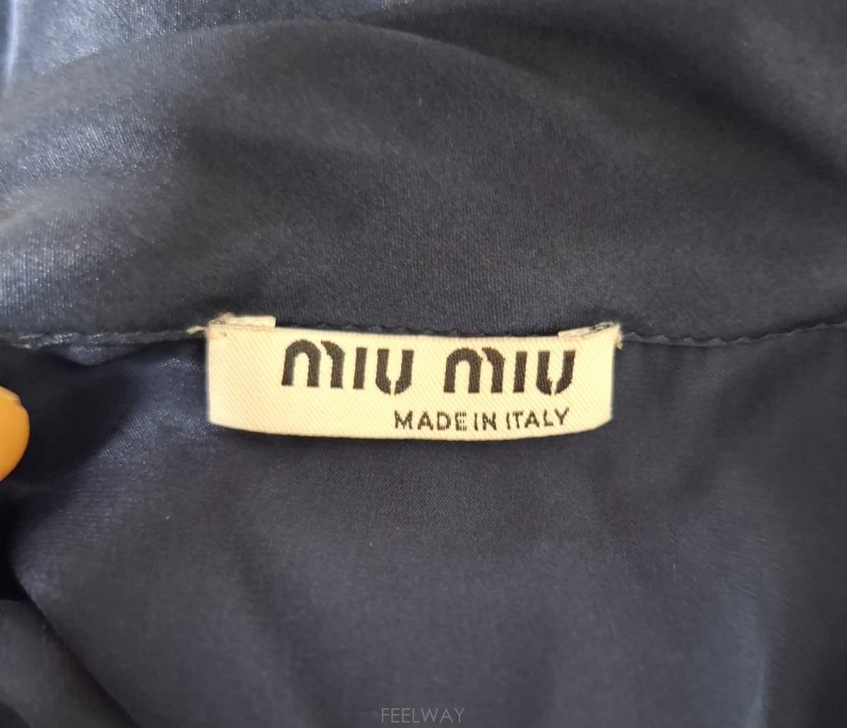 ��ǰ����, ��ǰ��ǰ | �̿�̿�|Miu Miu, �̿�̿�. Ȯ�κ�Ź�帳�ϴ� 